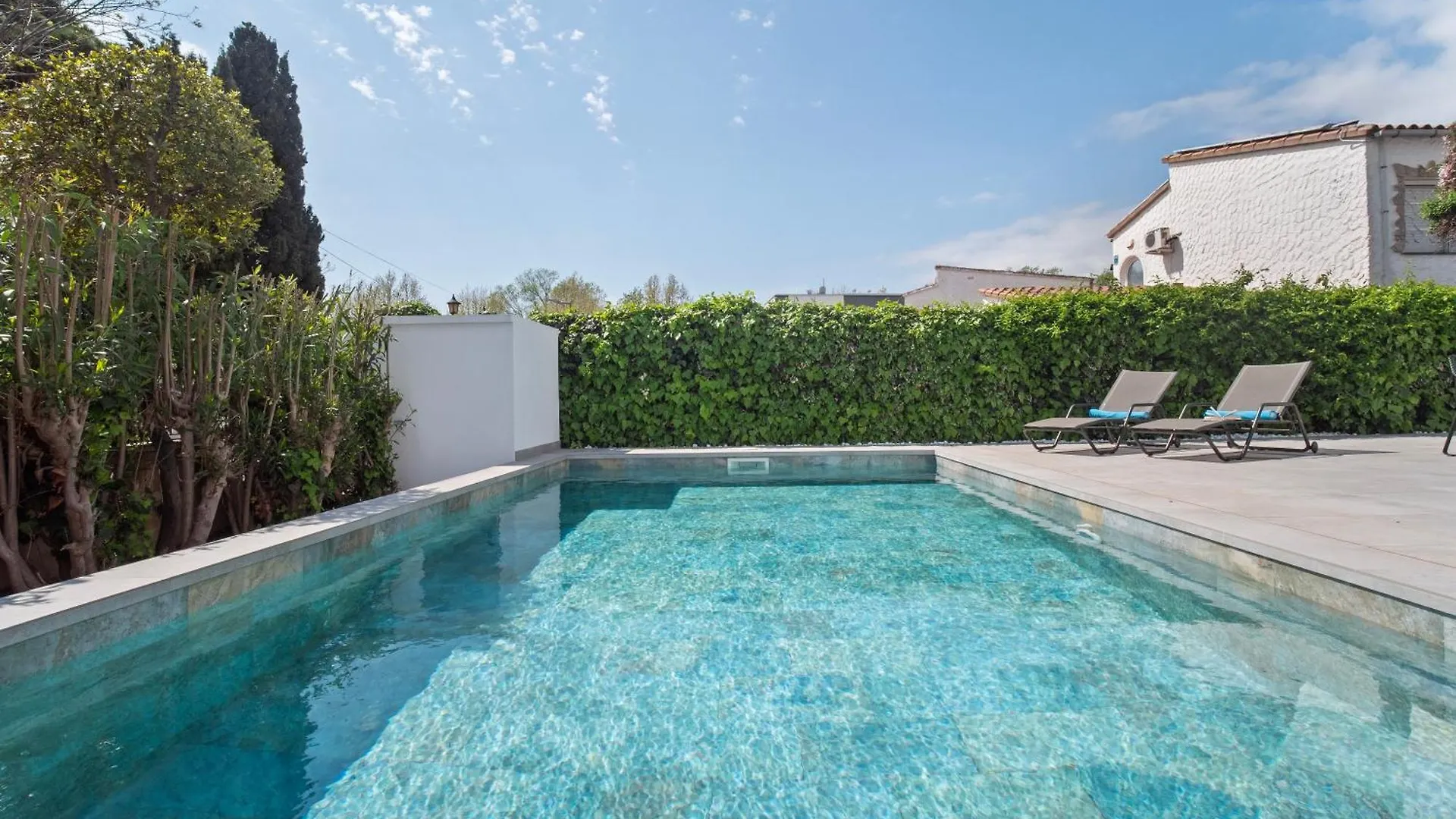 Villa Luxor Aqua Empuriabrava 0*,